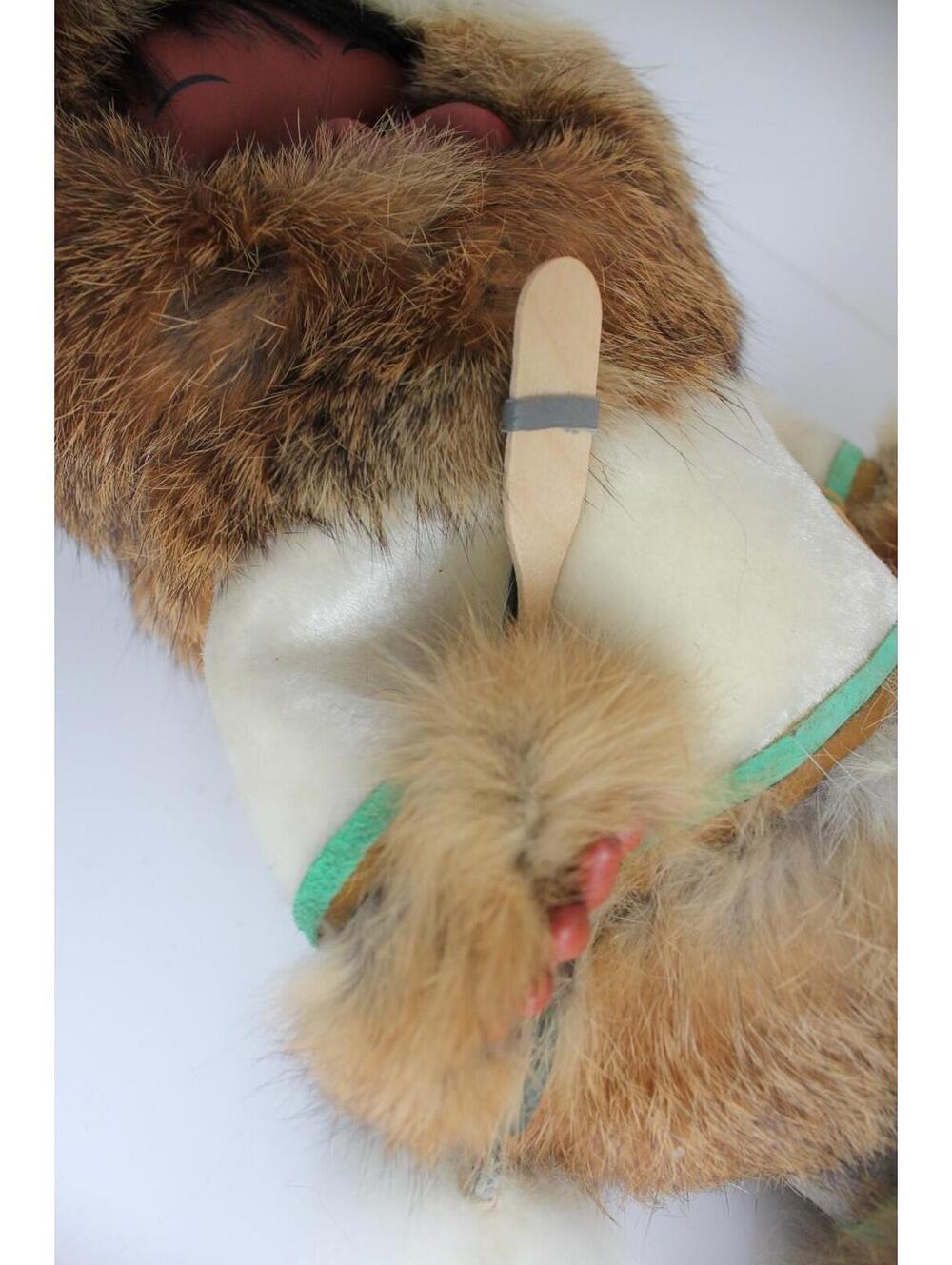 VINTAGE 1960s Carlson Girl Eskimo Doll Rabbit Fur Leather 12" Tall - Picture 5 of 13